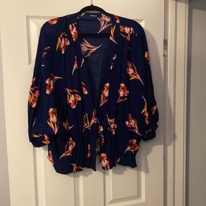 Floral kimono top